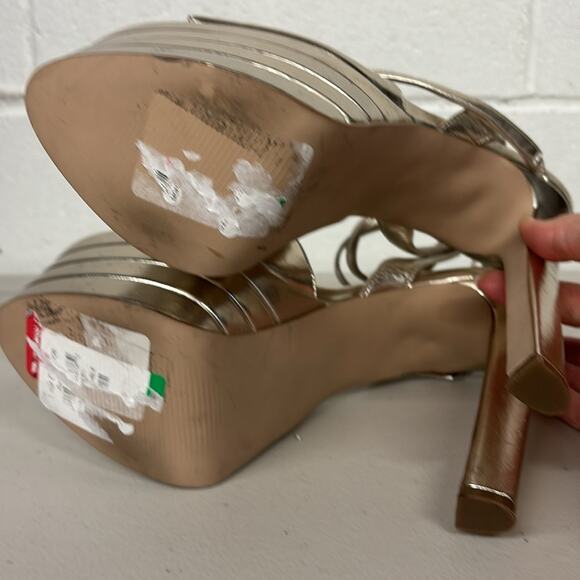 New Steve Madden Larssa Pump gold Platform Heel sz 9.5 sexy stripper pleasure - Picture 8 of 8